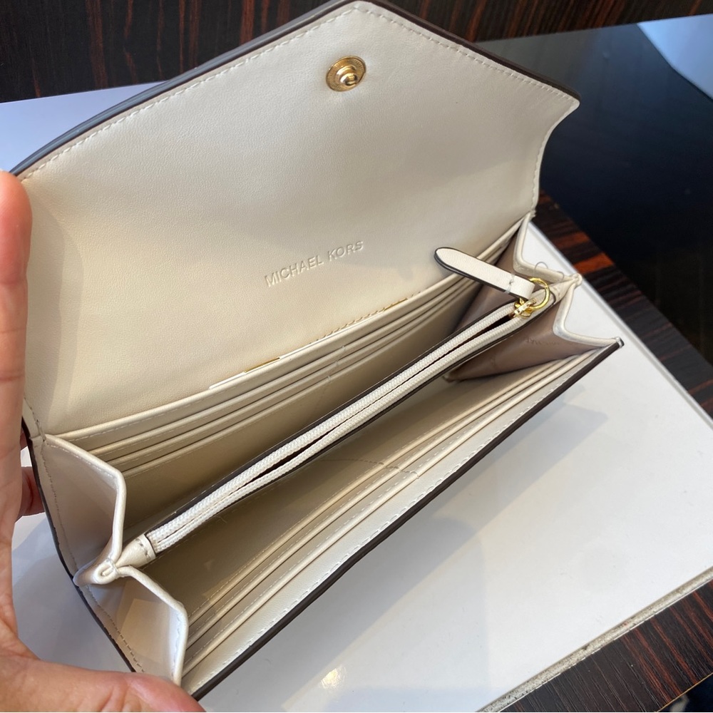NWT‼️ Michael Kors★JET SET TRAVEL LG ENVELOPE WALLET - Picture 3 of 4